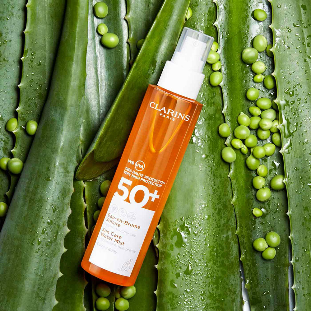 clarins-body-sun-care-water-mist-spf50-150-ml-vucut-gunes-bakimi-3 Clarins Body Sun Care Water Mist SPF50+ 150 ml Vücut Güneş Bakımı - Görsel 3